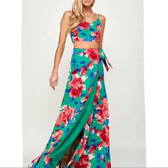 EnCreme Boho Floral Crop Top & Maxi Skirt - Picture 1 of 7